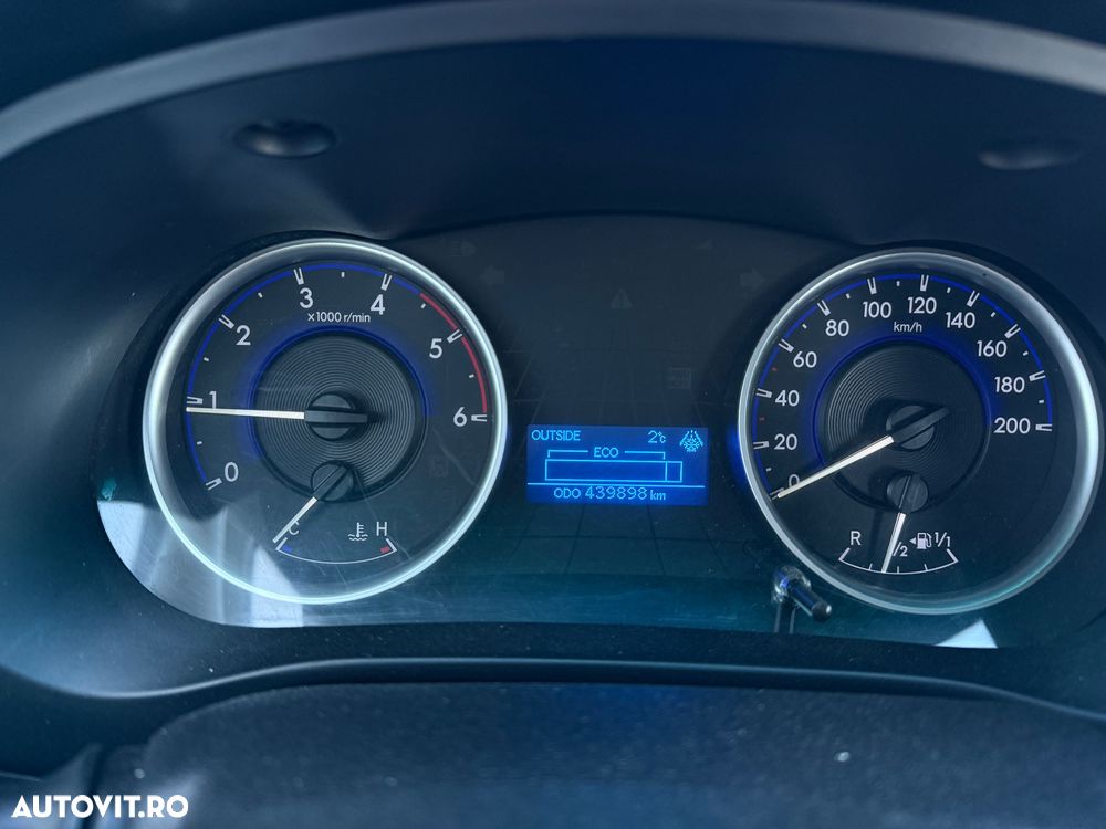 Toyota Hilux 4x4 Double Cab M/T Comfort - 24