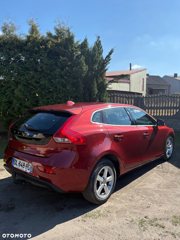 Volvo V40 D2 Momentum - 8