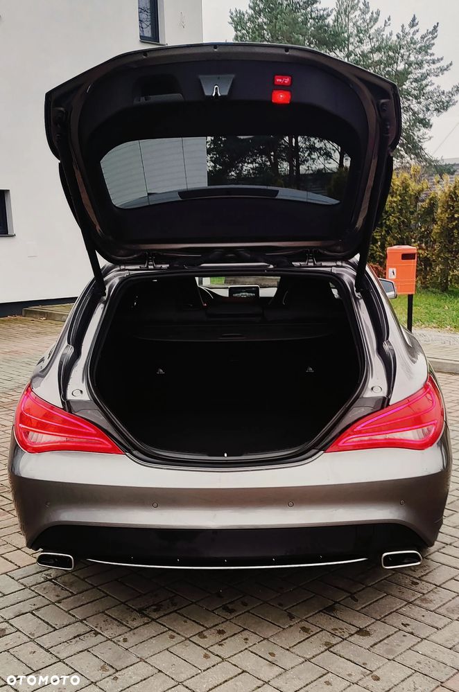 Mercedes-Benz CLA - 8