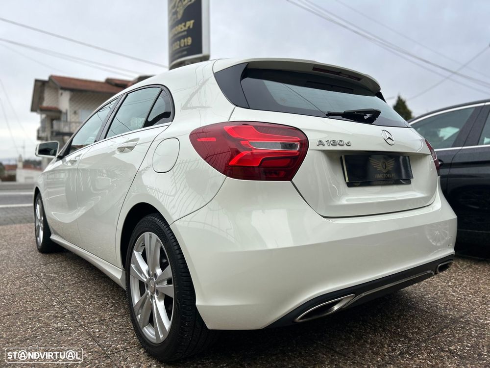 Mercedes-Benz A 180 d Urban - 11