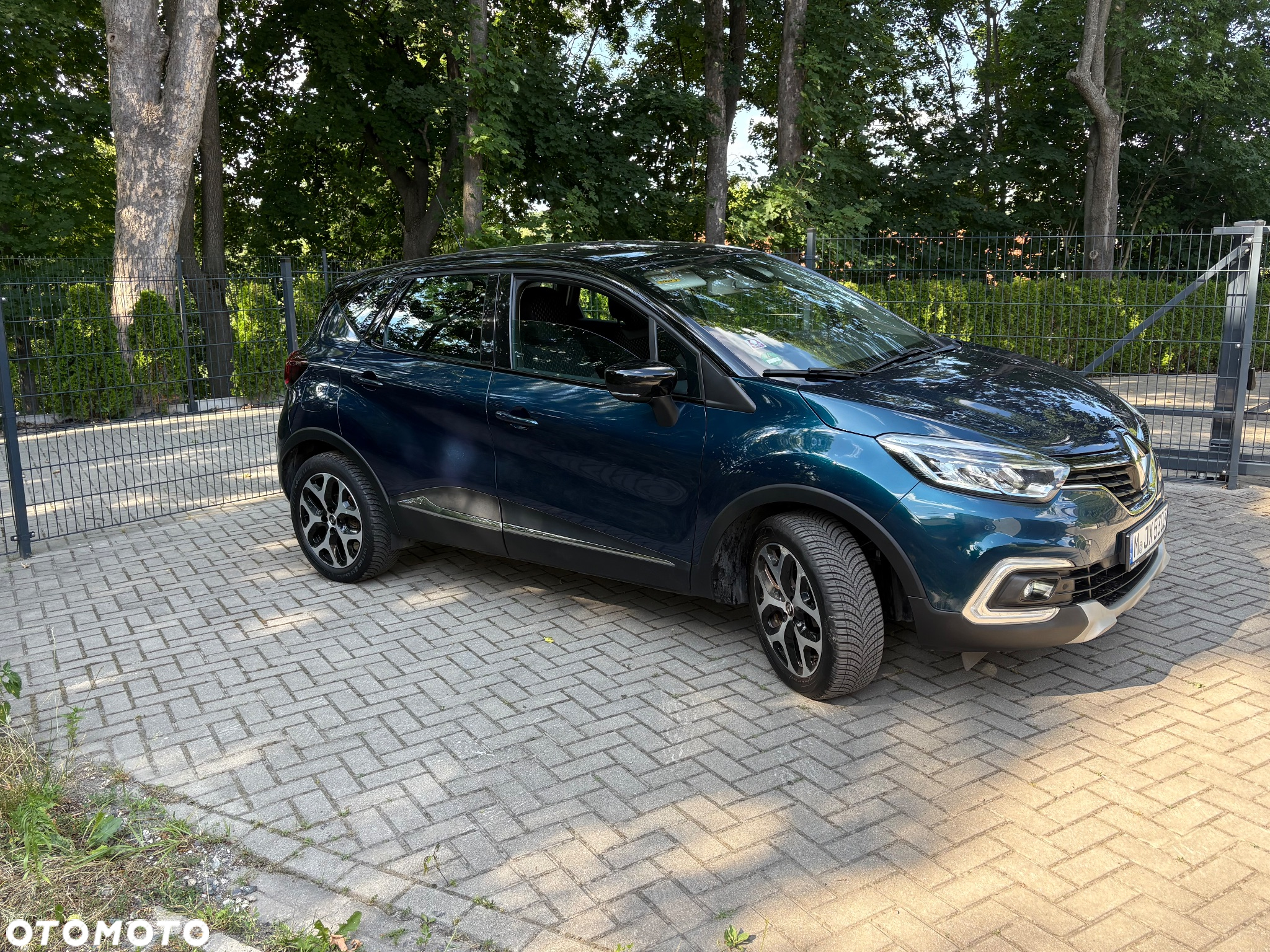 Renault Captur (ENERGY) TCe 90 BOSE EDITION - 11