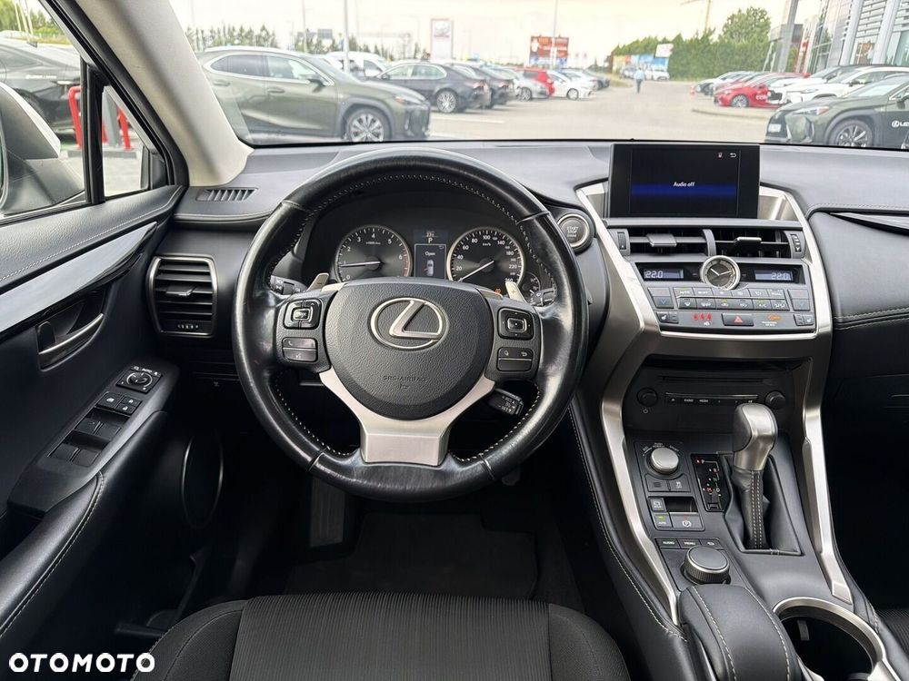 Lexus NX 200t Elite AWD - 12