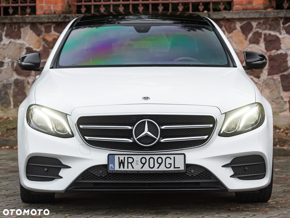 Mercedes-Benz Klasa E 220 d 4-Matic 9G-TRONIC - 4