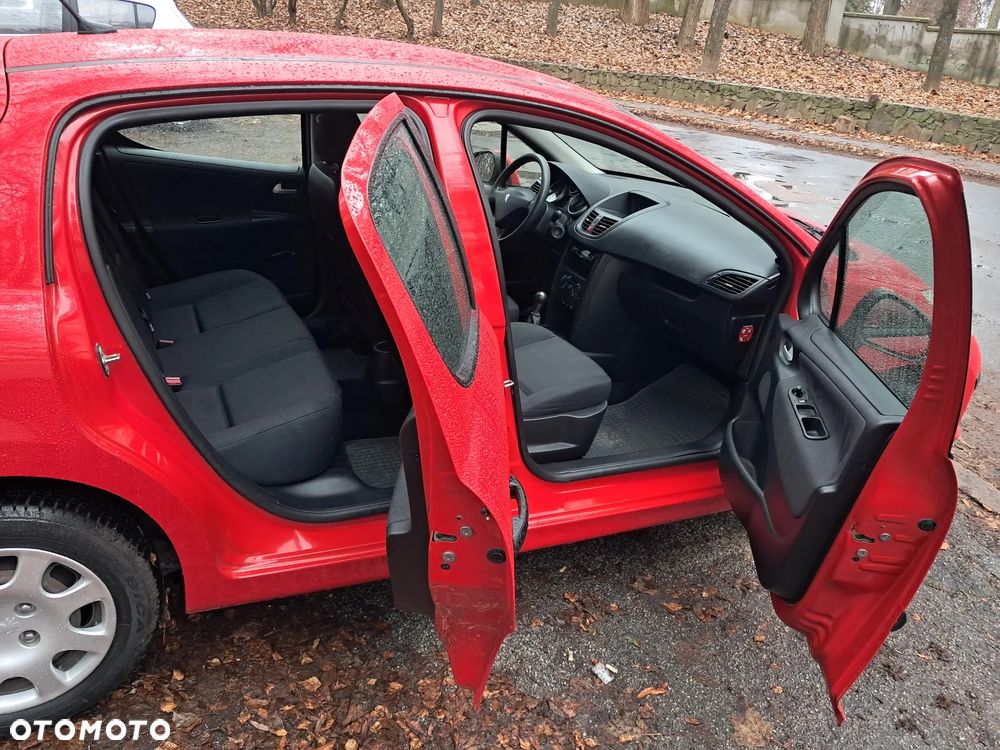 Peugeot 207 1.4 Presence - 8