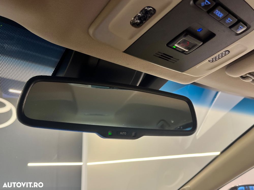 Toyota Camry 2.5 Hybrid Exclusive - 31