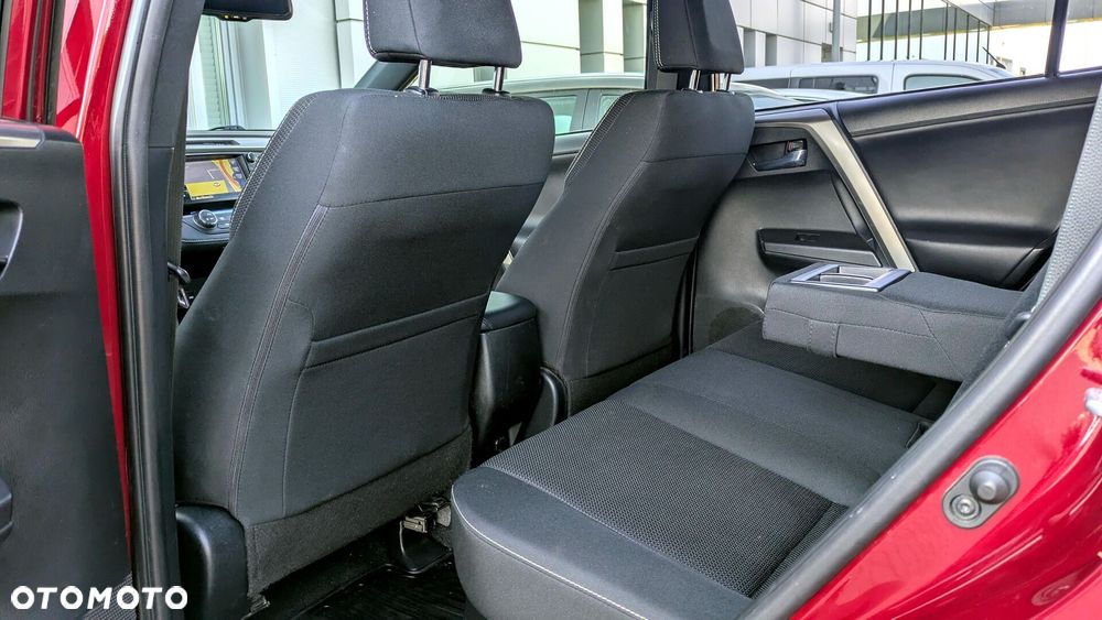 Toyota RAV4 Hybrid Style 4x2 - 12