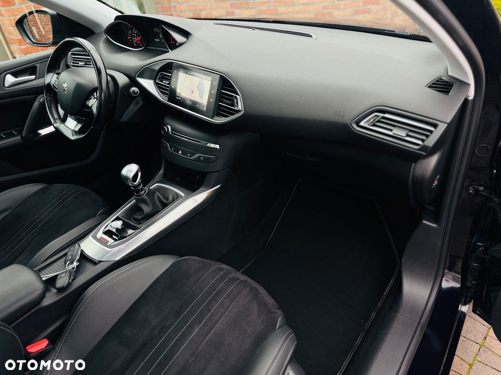 Peugeot 308 BlueHDi 130 Stop & Start Allure - 16