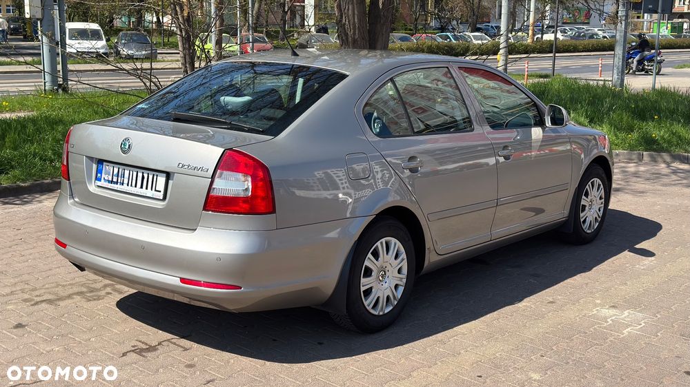 Skoda Octavia 1.4 TSI Ambiente - 4