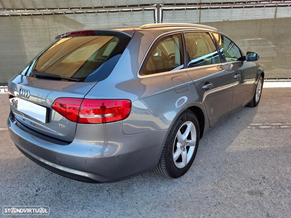 Audi A4 Avant 2.0 TDI Business Line - 18
