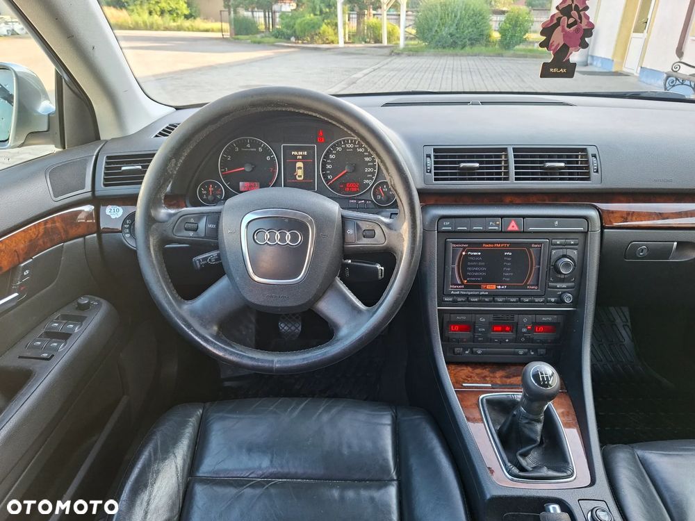 Audi A4 Limousine 1.8T - 10
