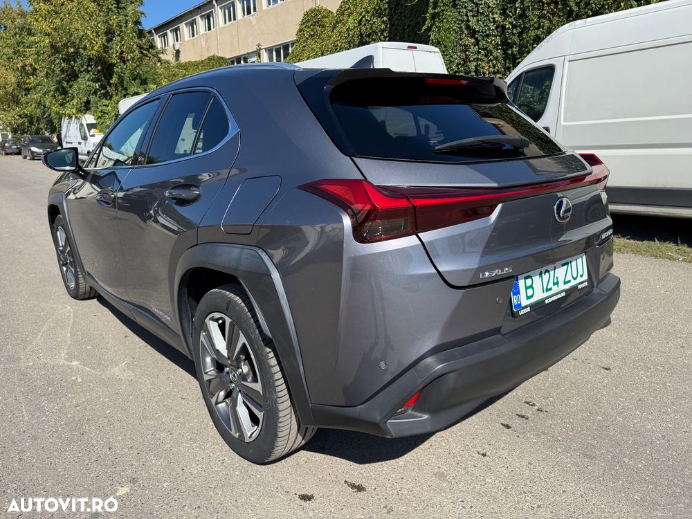 Lexus UX 300e Executive - 6