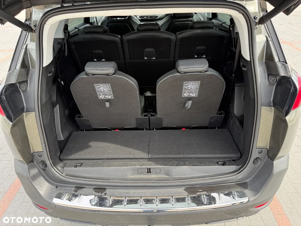 Peugeot 5008 1.6 PureTech Allure S&S EAT8 - 11