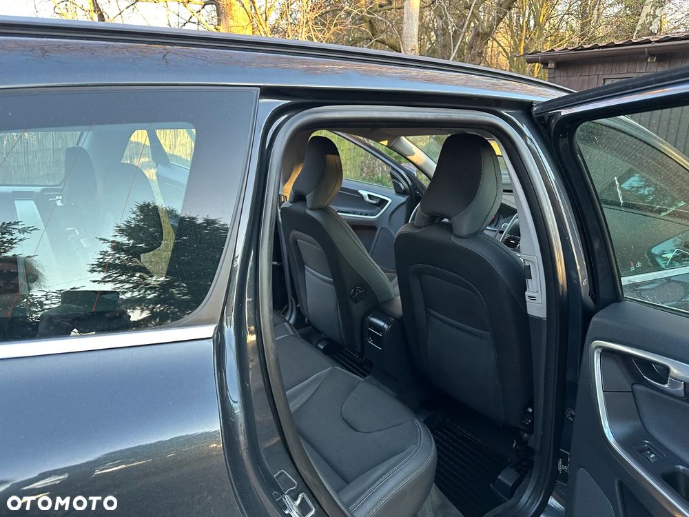 Volvo XC 60 2.4D AWD - 7