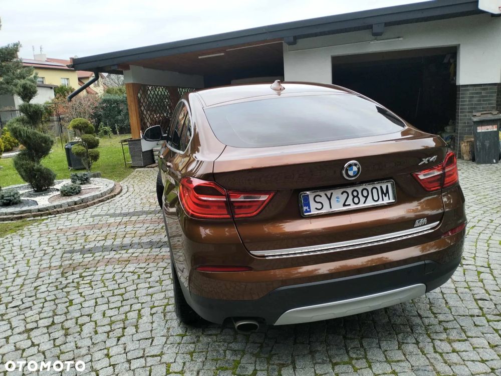 BMW X4 xDrive20i - 14