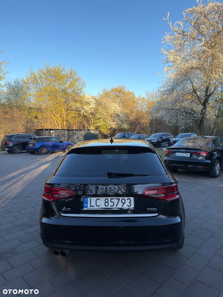 Audi A3 Sportback 1.4 TFSI Ambiente S tronic - 8