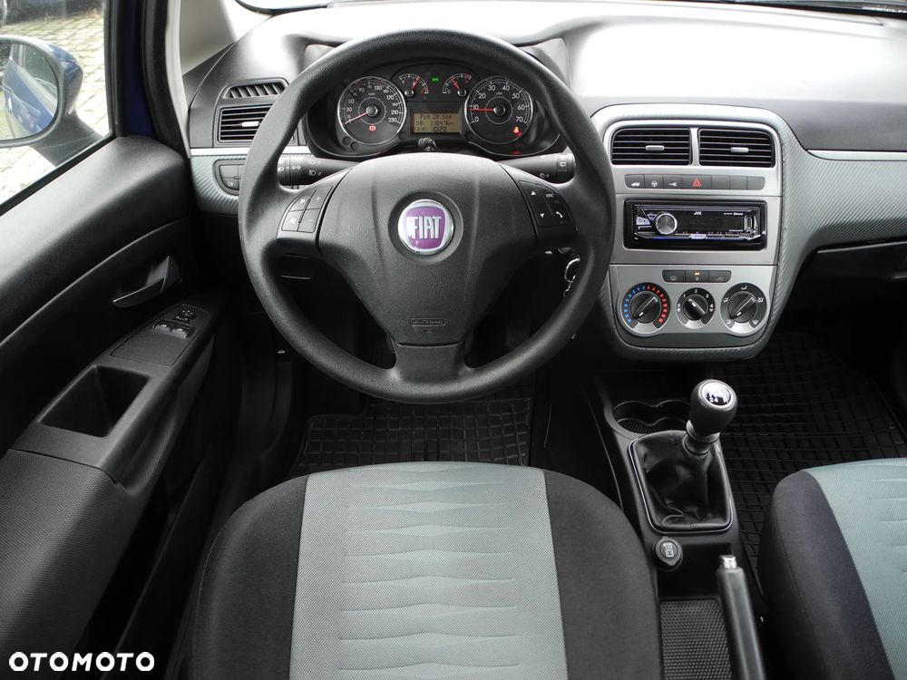 Fiat Grande Punto - 5