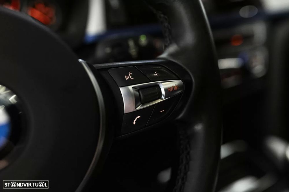 BMW 318 d Touring Aut. M Sport - 17