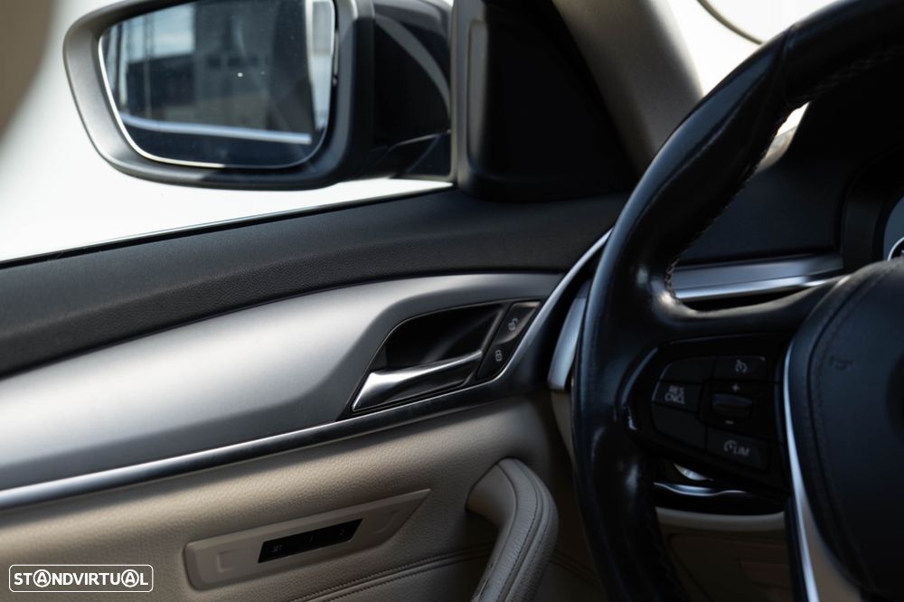 BMW 520 d Line Luxury Auto - 14