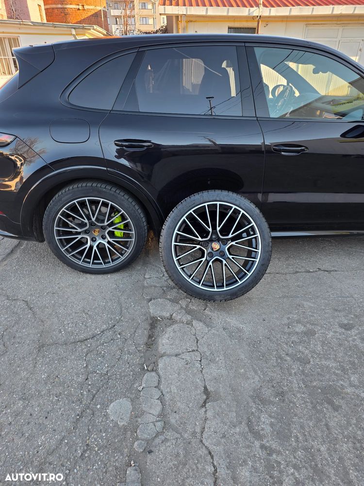 Porsche Cayenne E-Hybrid Tiptronic S - 17