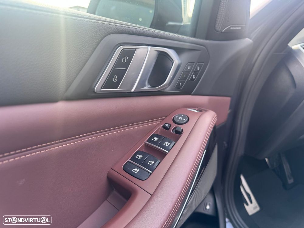 BMW X5 45 e xDrive Pack M - 15