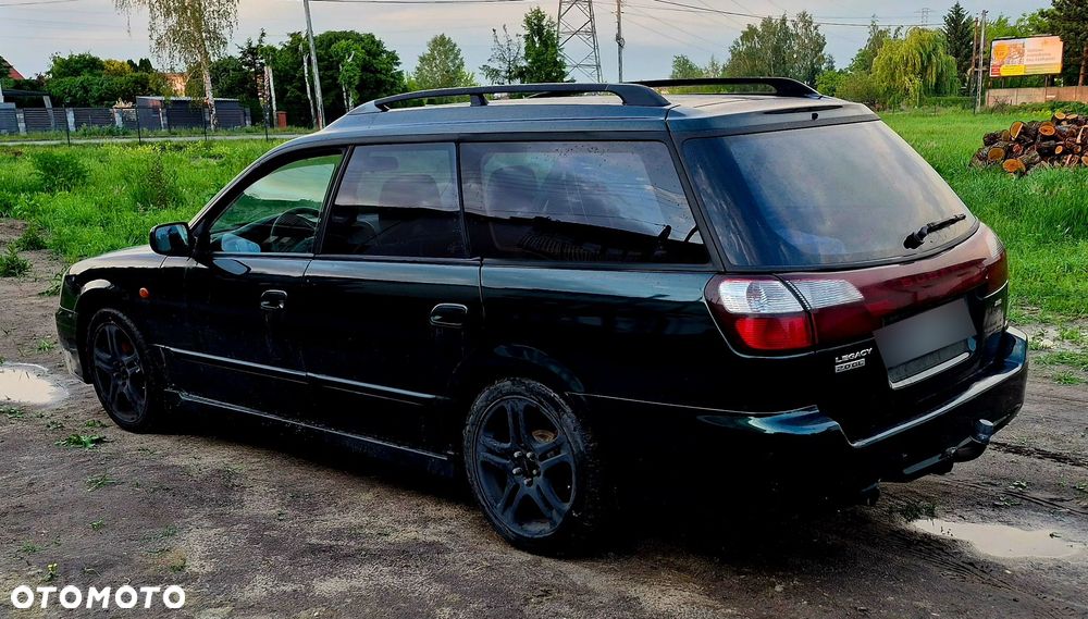 Subaru Legacy 2.0GL Annivers - 4
