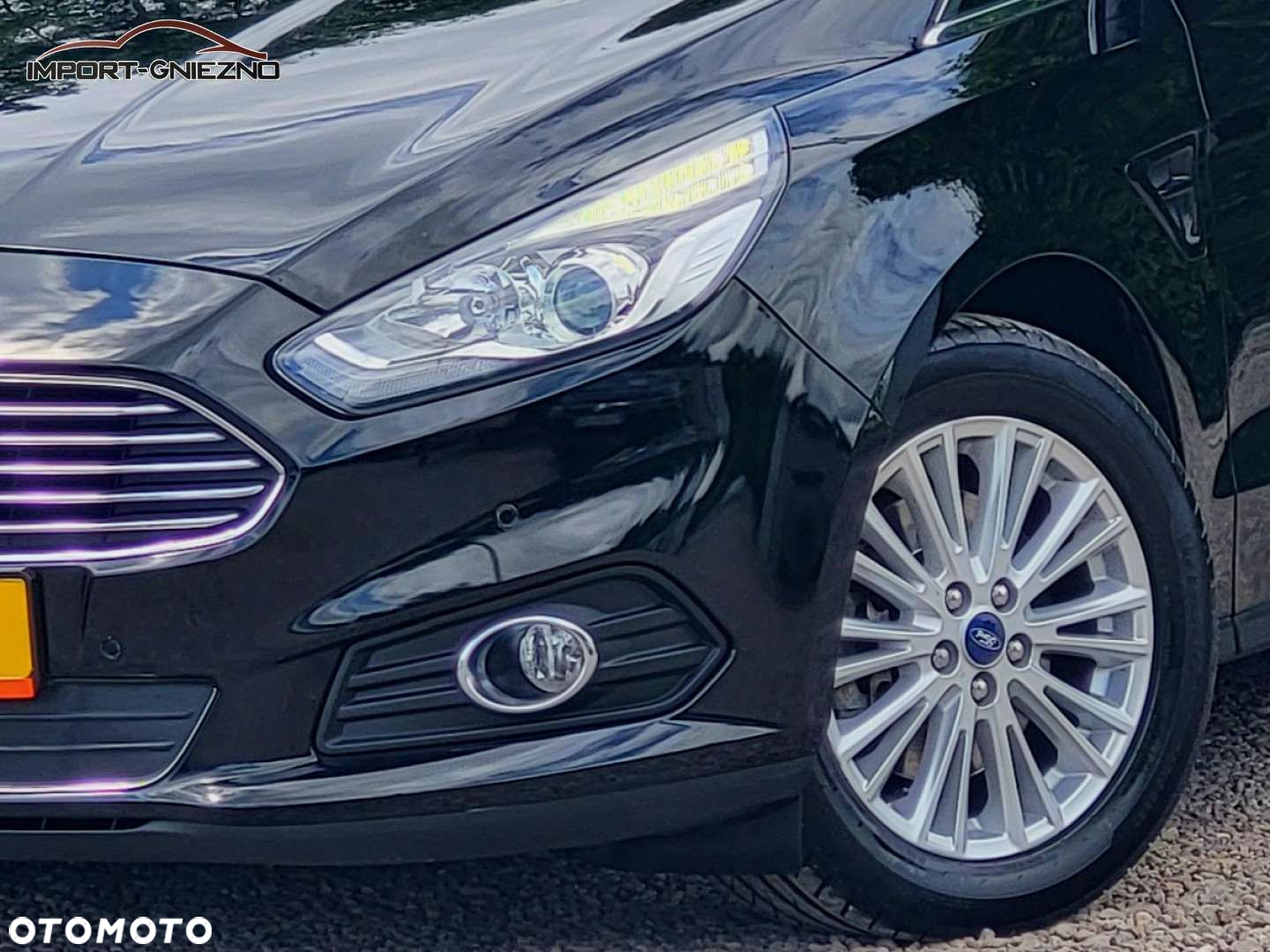 Ford S-Max - 37