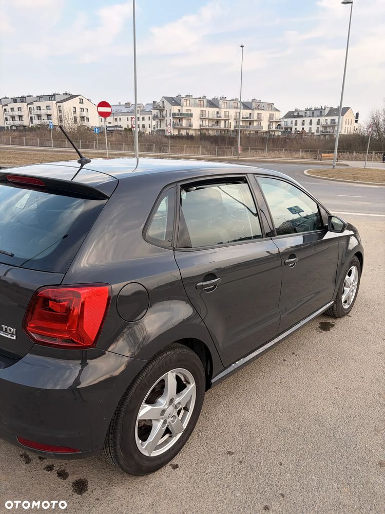 Volkswagen Polo 1.4 TDI (Blue Motion Technology) Highline - 5