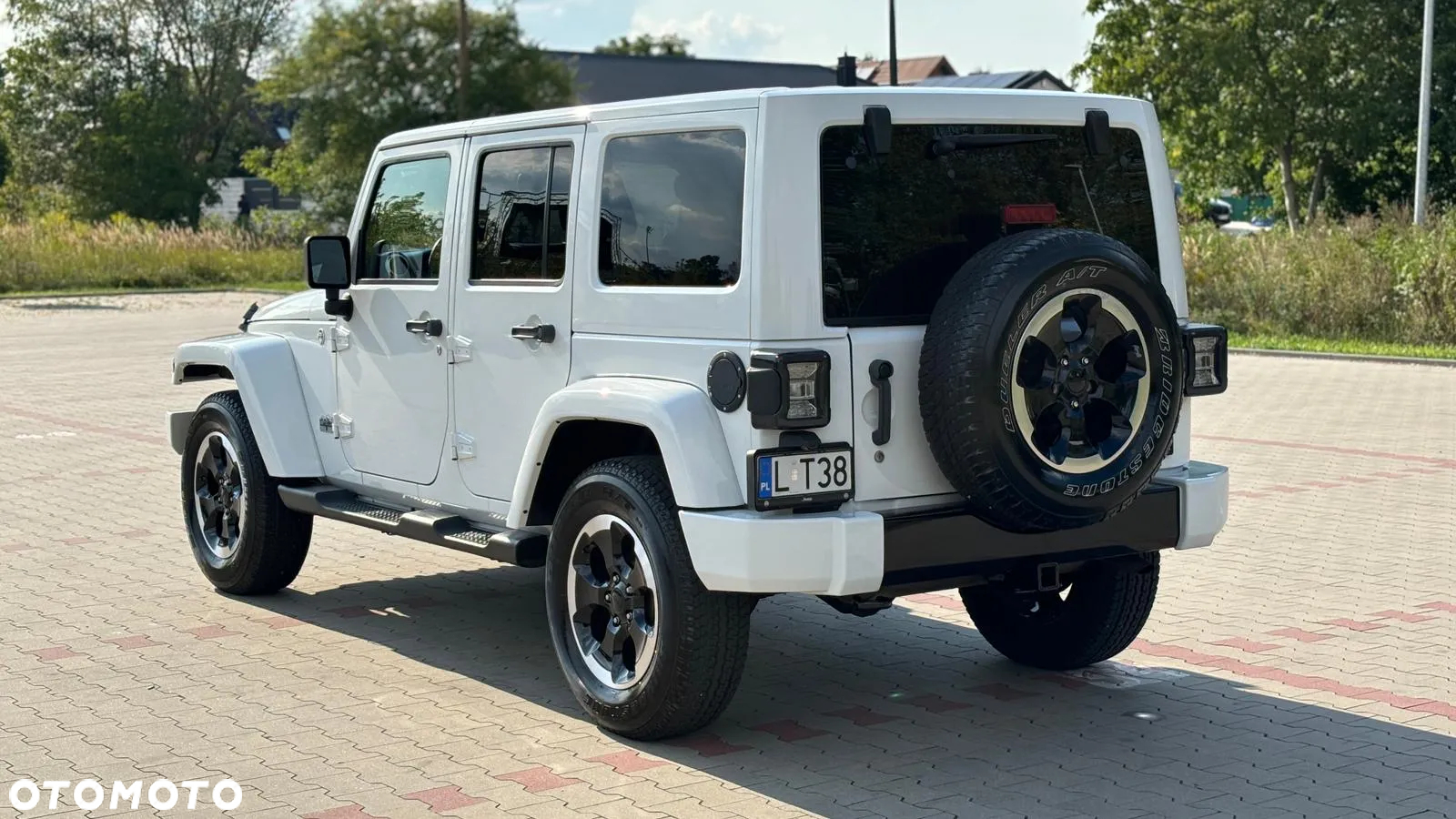 Jeep Wrangler - 14