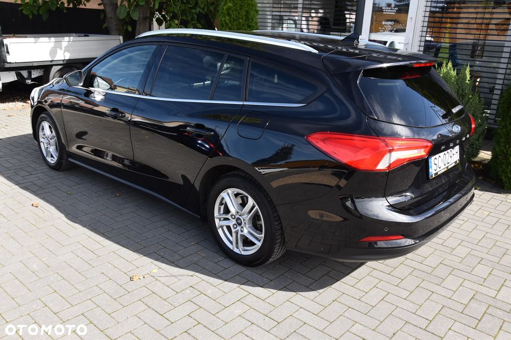Ford Focus 1.5 EcoBlue Start-Stopp-System TITANIUM - 10