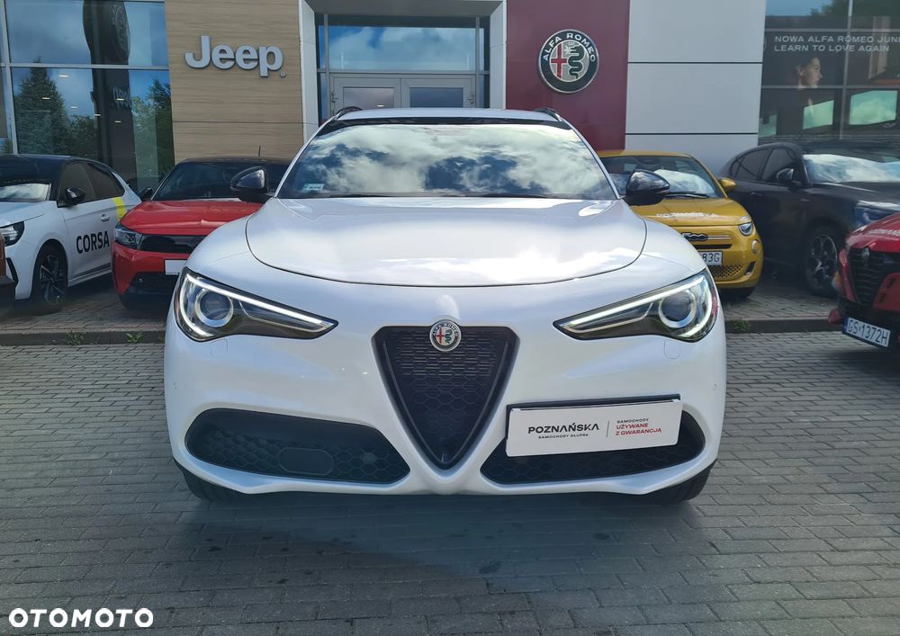 Alfa Romeo Stelvio 2.0 Turbo B-Tech Edition Q4 - 3