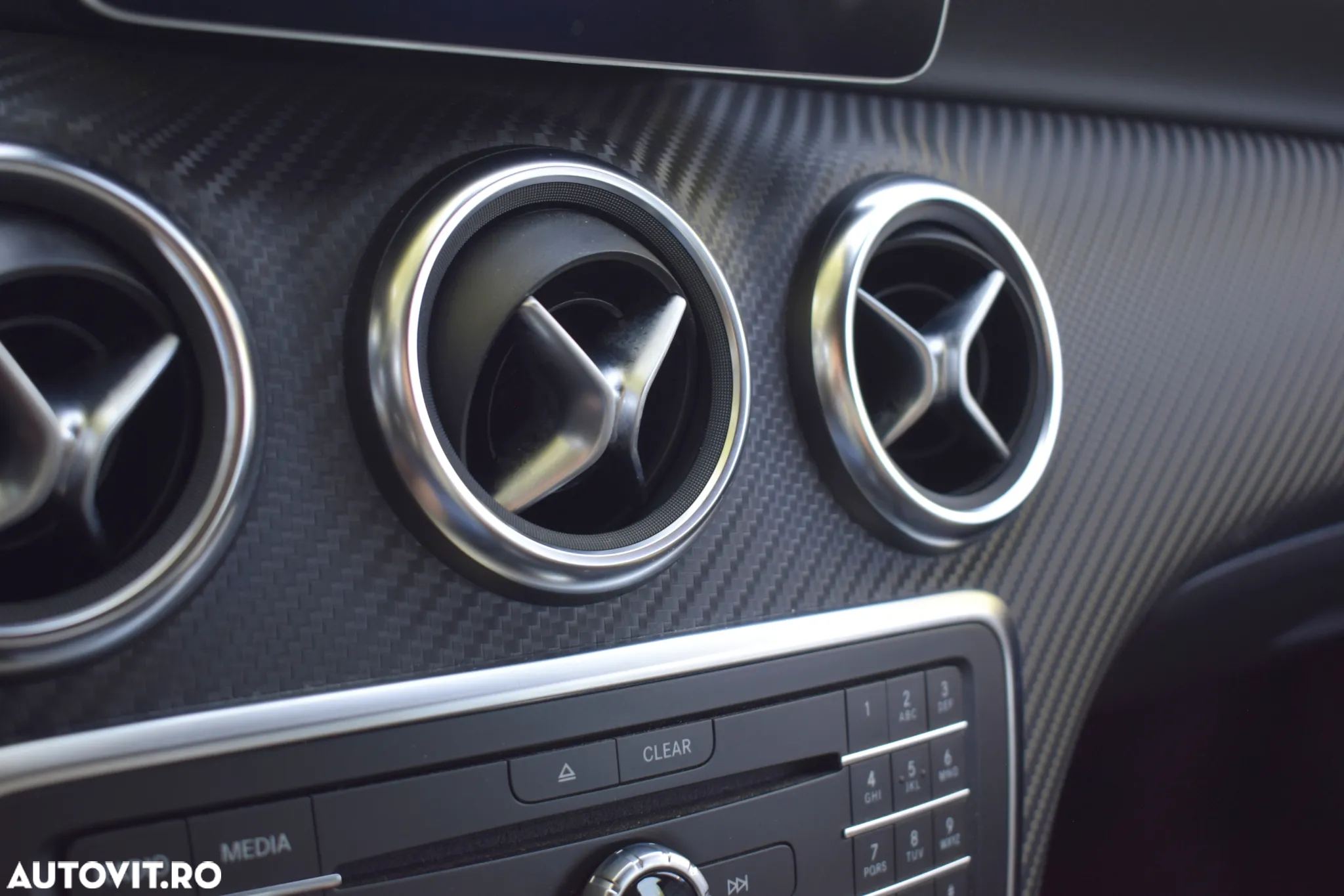 Mercedes-Benz A - 24