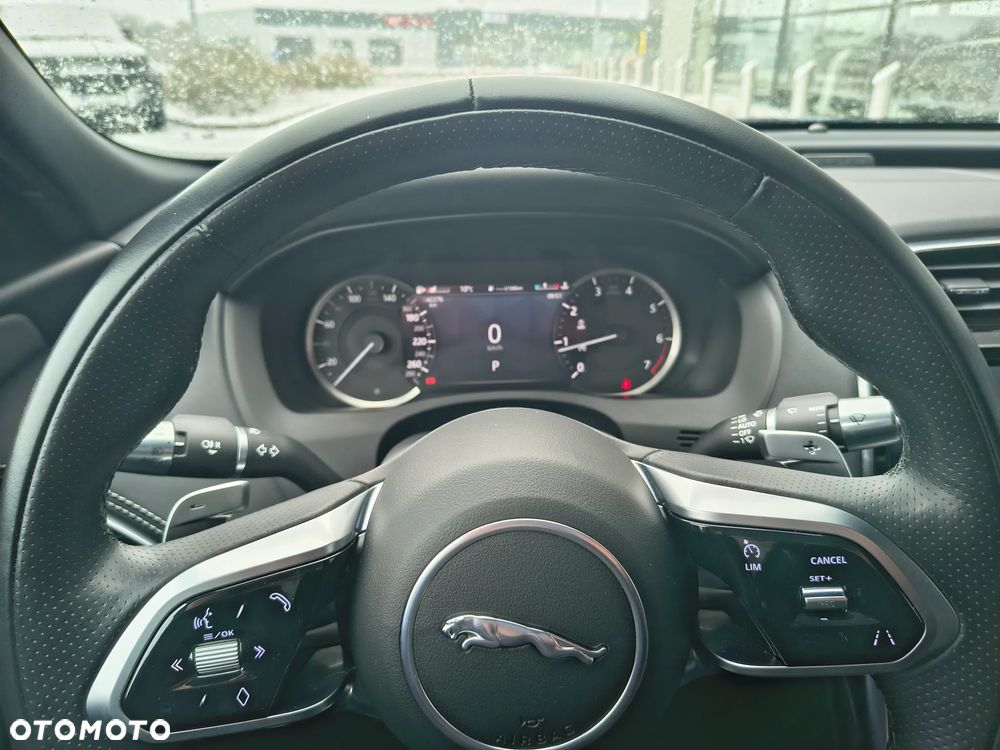 Jaguar XE 2.0 P300 AWD R-Dynamic S - 20