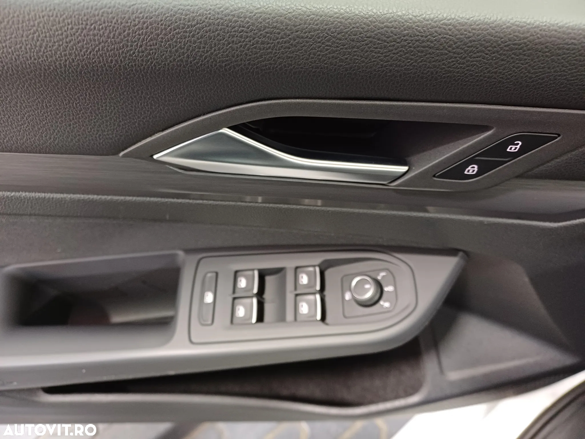 Volkswagen Golf 2.0 TDI DSG Style - 9