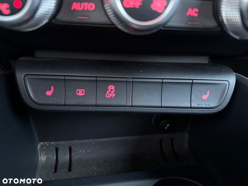 Audi A1 3-drzwiowe 1.4 TFSI S tronic S line edition m S line Sportpaket - 23