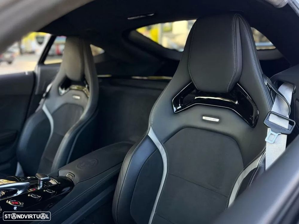 Mercedes-Benz AMG GT R - 5