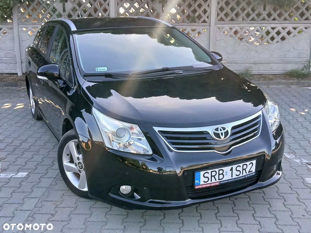 Toyota Avensis - 25
