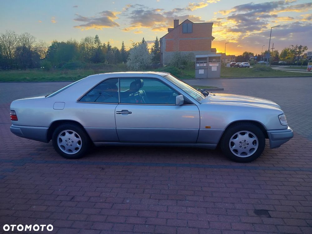 Mercedes-Benz Klasa E - 3