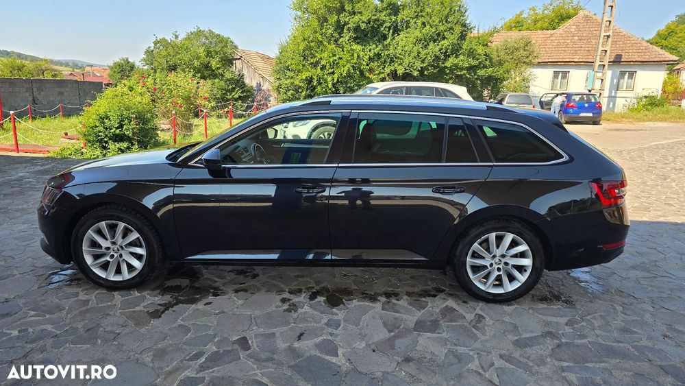 Skoda Superb 2.0 TDI Style - 5