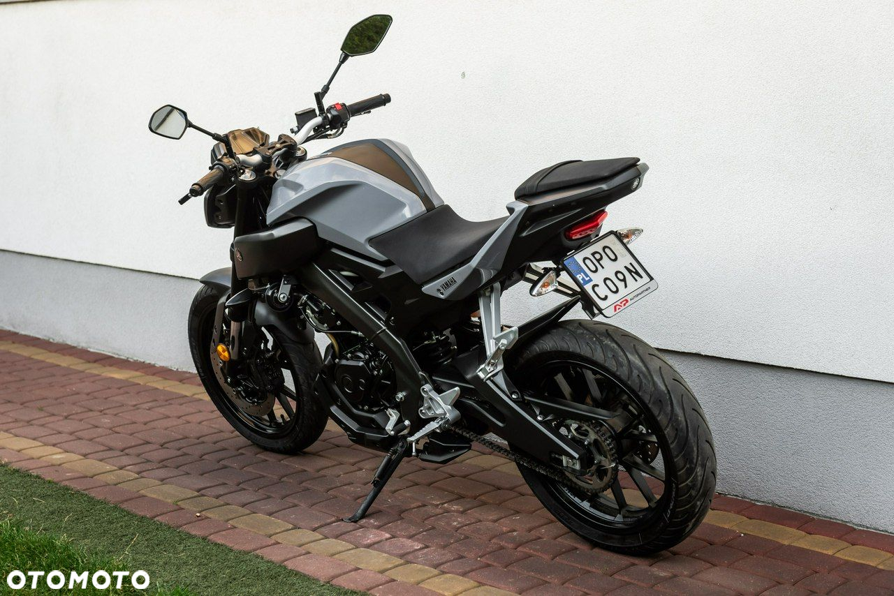 Yamaha MT - 5