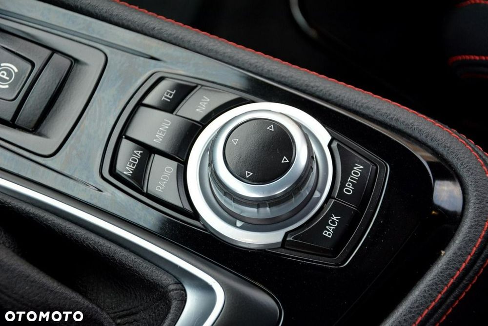 BMW Seria 2 220i Sport-Aut M Sport - 31