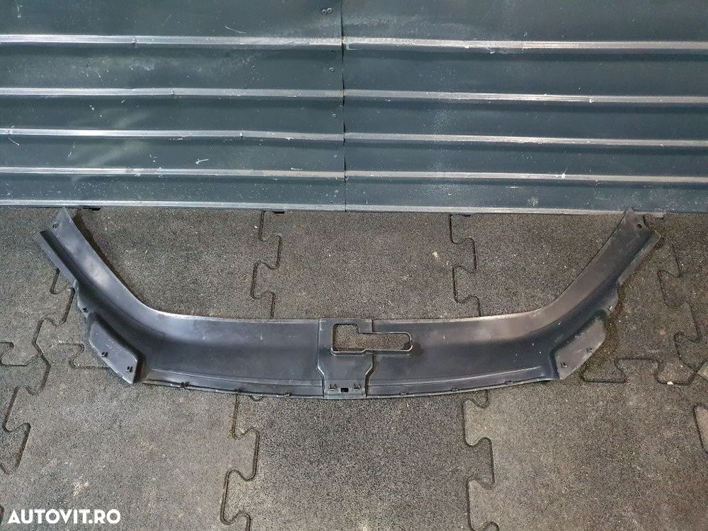 Capac panou frontal AUDI Q7 4LB 2006 - 2016, Break 3.0 TDI quattro BUG  4L0807081 - 2