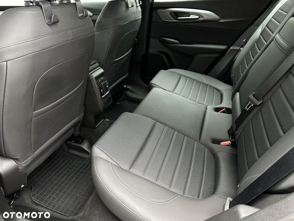 Alfa Romeo Tonale 1.5 T4 GSE mHEV Sprint DCT - 12