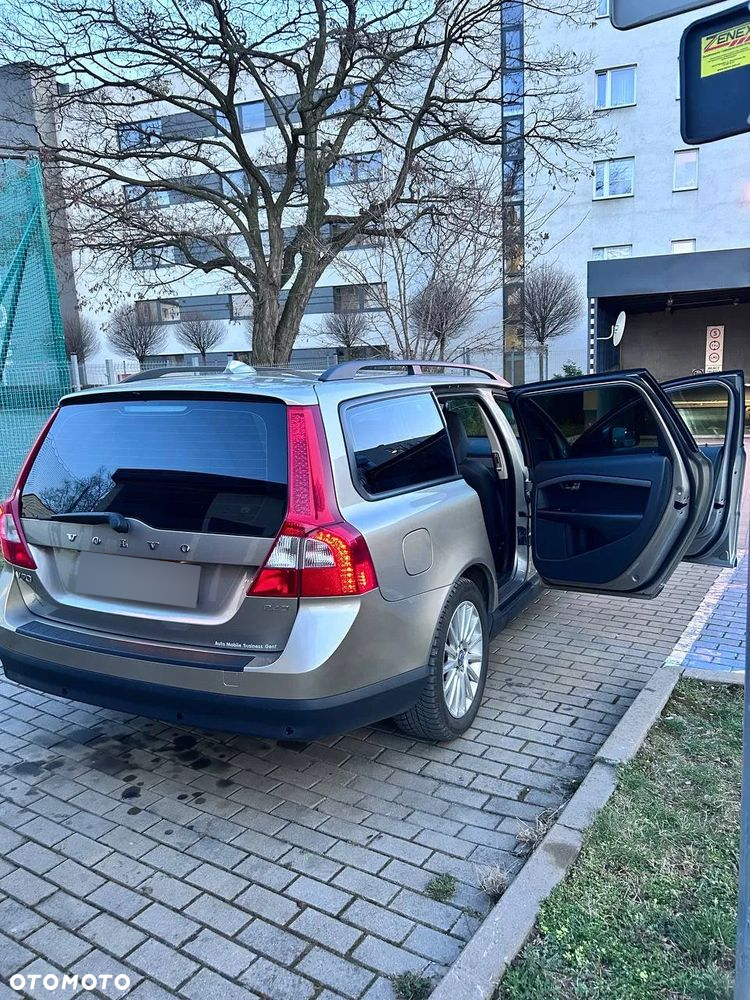 Volvo V70 - 8