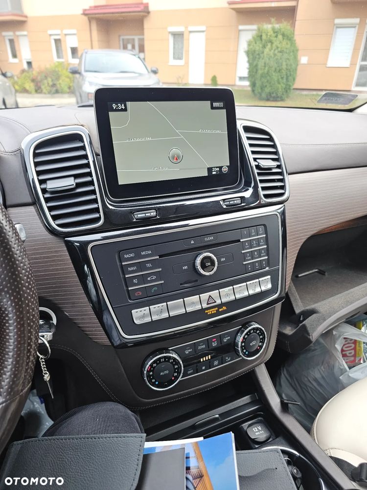 Mercedes-Benz GLS 350 d 4-Matic - 7