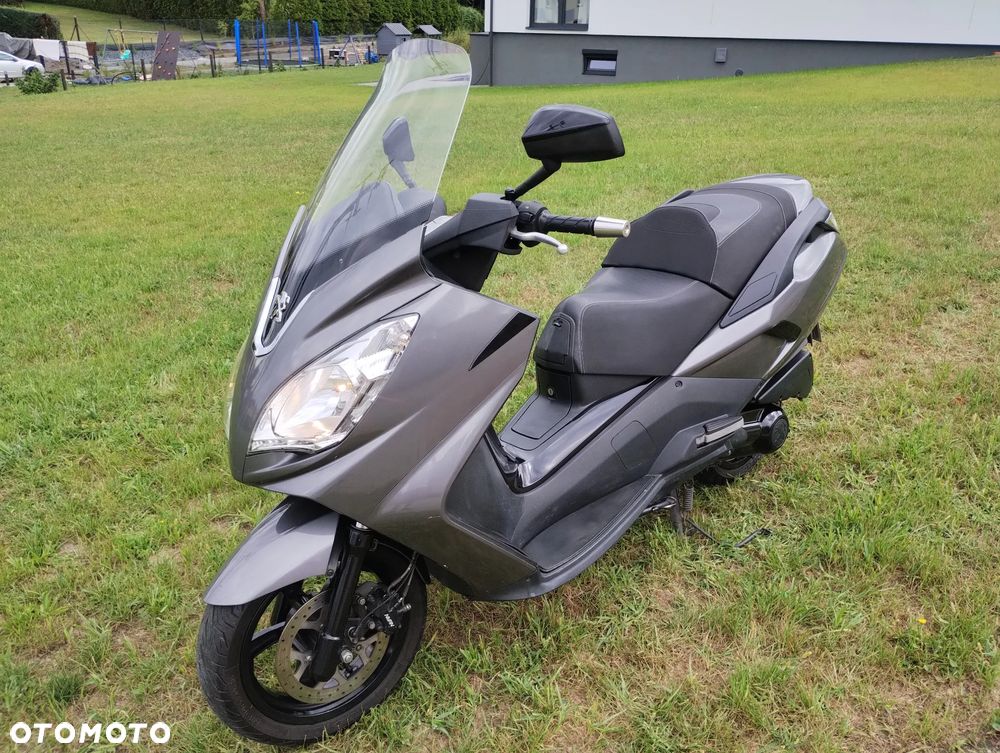Peugeot Satelis - 1