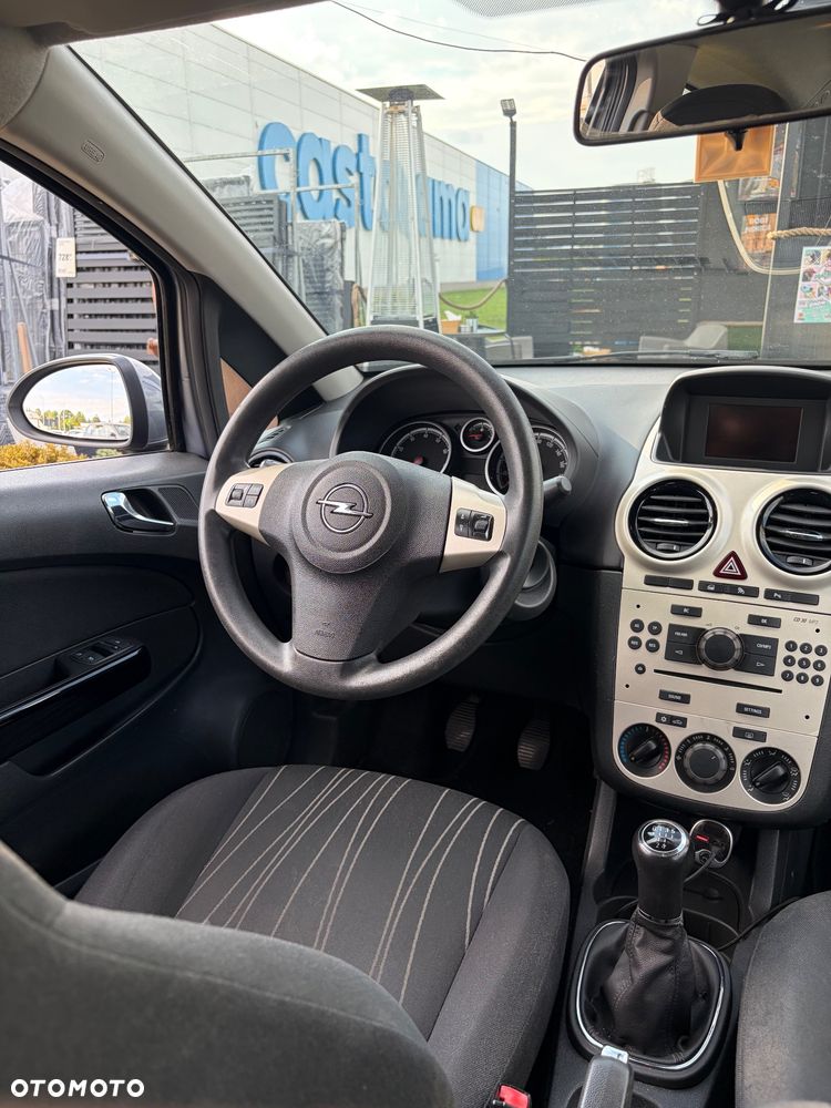 Opel Corsa - 8