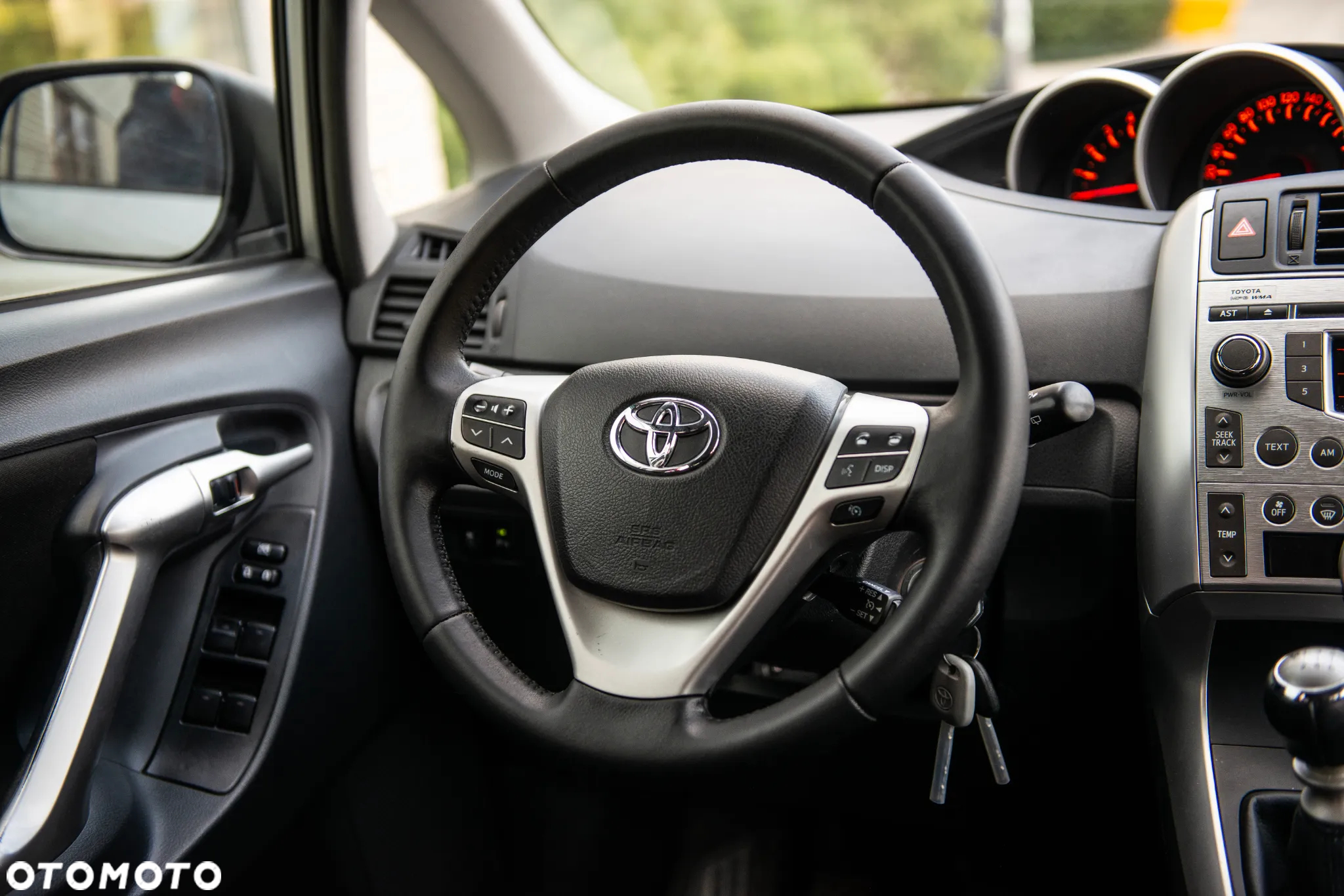 Toyota Verso 2.0 D-4D Premium - 27