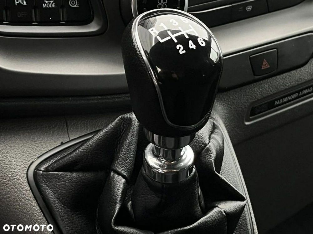 Ford Transit Custom - 28