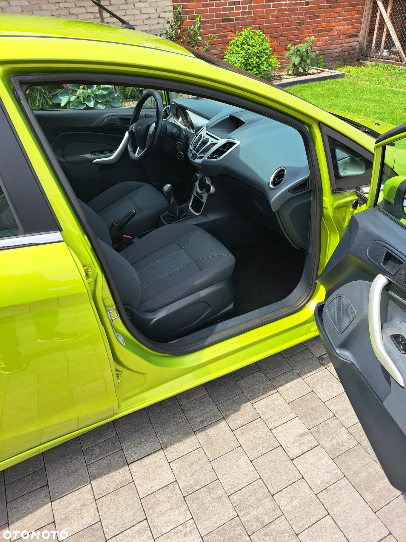 Ford Fiesta 1.25 Ambiente - 11