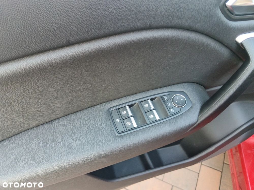 Renault Captur TCe 100 BUSINESS EDITION - 15